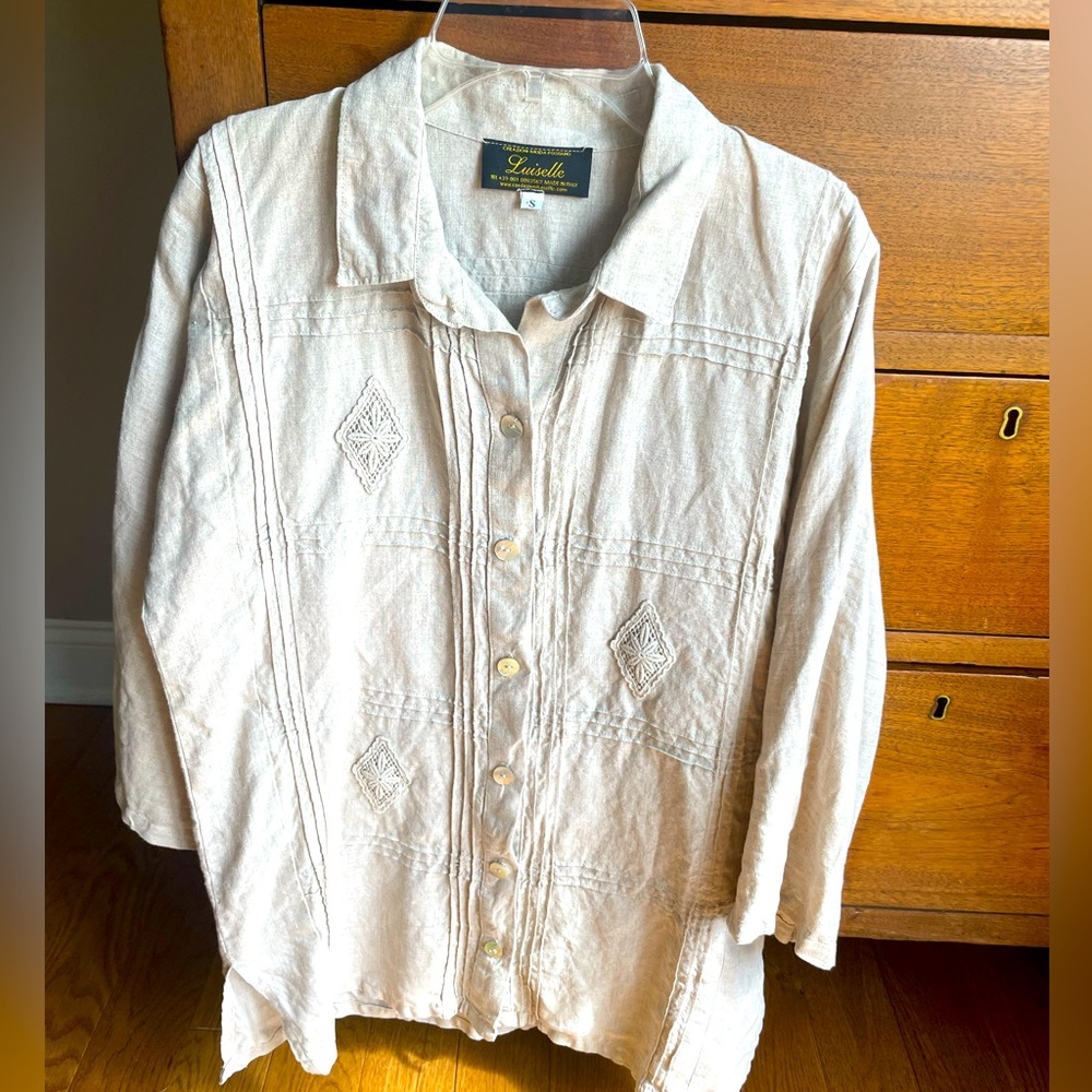 Luiselle, Italian linen button-up shirt size S
